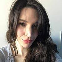 Lauren Luzzi's Instagram, Twitter & Facebook