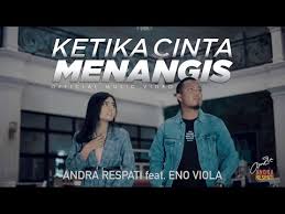 C g am sudahlah lupakan masa lalumu g f g c c peluklah tubuhku ku bersamamu sudahlah. Lirik Lagu Ketika Cinta Menangis Feat Andra Respati