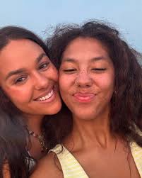 Beach lover girl. Country girl at heart. 🤠🌊💛 Will always be just me and  my cowboys 🥹