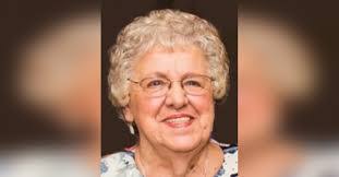 Kim Kemp's Instagram, Twitter & Facebook