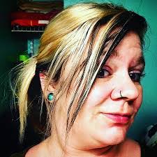 Caitlin Yoder's Instagram, Twitter & Facebook