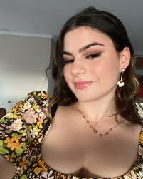 Scarlett Mann (@scarlett_mann) • Instagram photos and videos