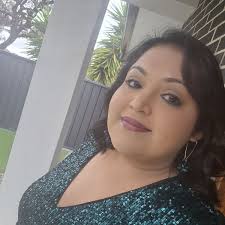 Does parent visa centre collect mail from post office box?