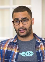 Life Connectors matches career professionals with promising college students