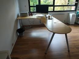 Bureau D Angle En 2020 Grand Bureau D Angle Grand Bureau Bureau Angle