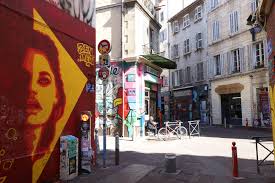 Consultez des petites annonces dans la france entière avec aladom. Cours Julien One Of The Most Lively Nightlife Districts In Marseille Marseilletourisme Fr