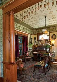 A Ravishing Queen Anne House Retro Home Decor Victorian Homes Vintage Interior Design