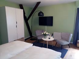 Hier entstehen 24 eigentumswohnungen, davon 3 penthouse wohnungen, von ca. Ferienwohnung Walluf De Welcome To Our Hotel In Walluf In The Rhine Disctrict Rheingau Close To Mainz Wiesbaden Und Frankfurt