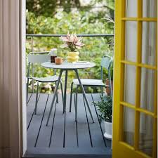 Diy upholstery | thrifted accent chair for $30. Small Space Outdoor Furniture Set For Patios And Balconies 2021 Apartment Therapy