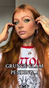 Girly green grunge ✨💚🖤 last one lol @milkmakeup hydrogrip @Jeffree S...