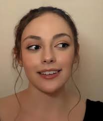 Danielle Rose Russell Em 2021 Atrizes