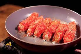 Here S What Happens When You Mix Hot Cheetos Into Your Favorite Snacks Food Food Recipies Cooking Recipes