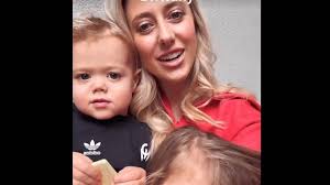 Kansas City Royals baseball fans bid farewell to Omar Infante