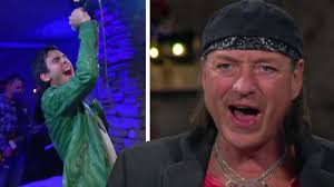 Darin sjunger Pugh Rogefeldts klassiker "Stockholm"