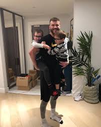 Жена андрея ярмоленко инна поделилась милым семейным фото с новорожденным сынишкой максимом андрей и инна поженились в 2011 году, до этого они прожили в гражданском браке четыре года. Andrej Yarmolenko Zhena Andrej Yarmolenko Syn Inna Yarmolenko Zasvetila Pyshnuyu Grud Na Prazdnichnom Semejnom Foto Sport Tsn Ua