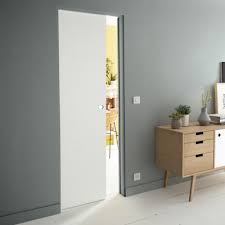 Porte Coulissante Geom Summa Blanchi 93cm En 2020 Porte Coulissante Amenagement Placard Et Placard Castorama