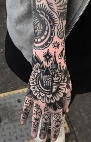 Black And Grey Hand Tattoos For Men Pin De Taylor Jones Em Tattoos Traditional Tatuagem Tradicional Tatuagem Old School Tatuagem