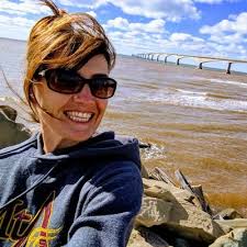 Erin Ivey McNaught (@IveyMcNaught)