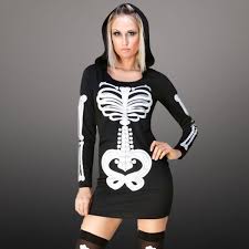 Resultado de imagem para roupa halloween