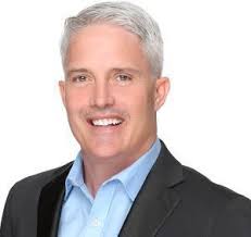 Curtis Walz, Real Estate Agent