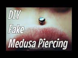Diy How To Fake A Medusa Piercing German English Medusa Piercing Lip Piercing Medusa