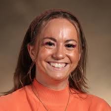 Lori Dobson's Instagram, Twitter & Facebook