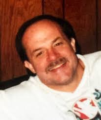 Laura Knop's Instagram, Twitter & Facebook