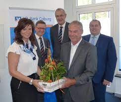 2, 96237 ebersdorf bei coburg. Vr Bank Eroffnete Leistungsfahiges Kompetenzzentrum Mein Amadeus De