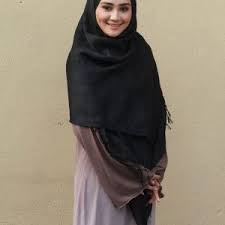 Find out here if the serie sejadah untuk dia is available for streaming and download. Biodata Wawa Zainal Artis Comel Kacukan Brunei Dan Filipina Azhan Co