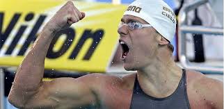 Bradley vincent, premier de sa série sur 100m nl en 52.76s, n'est plus qu'à 41 centièmes du record de gaël adam. Natation Victoire Et Record Du Monde Pour Cesar Cielo Au 100m Nage Libre Lexpress Mu