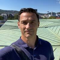 5 "Mark Holzwarth" profiles