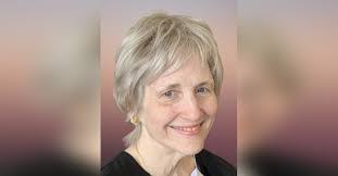 Maureen Conte's Instagram, Twitter & Facebook