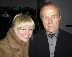 August, biografie und steckbrief auf geboren.am. 404 Not Found Kraftwerk Musician Lady