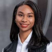 Carmen Shaw's Instagram, Twitter & Facebook