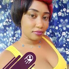 Perruque bob lace frontal Droit disponible Yo nan special à 8” 85$ 10” 95$  12” 105$ Prix spécial jusqu'au 13 nov 100% cheveux humain, grade 10A  Capacite de vie : 3 ans