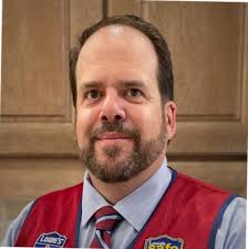 Awesome visit today from R12 Live Goods Merchant Eddie Yarberry, DM Don  Mallard, DMSM Jacob Edwards and some of our valued vendor partners here at  Lowe's of Bryant!