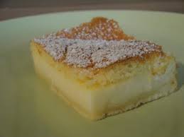 Einfache Zutaten Kostliches Ergebnis Der Magic Cake Bezaubert Backfans Auf Der Ganzen Welt Wie Der Zauberkuchen Gelingt Zeigt Wi Wunderkuchen Kuchen Backen