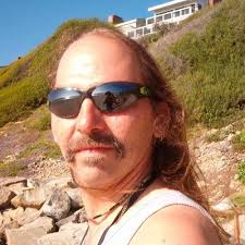 Stephen Ecker (@stephen_ecker)