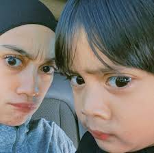 Parenting ala Ayudia dan Ditto, Anggap Anak sebagai Gur...