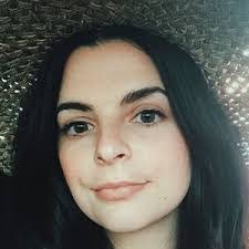 Noelle Eckert's Instagram, Twitter & Facebook