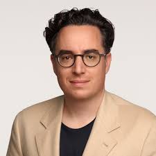 Calvin Zhou Introduction and Work History_RootData