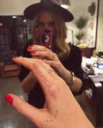 She was born on 7 may 1987 and is currently 34 years old. Vedi La Foto Di Instagram Di Chiaraferragni Piace A 94 Mila Persone Hand Tattoos For Women Tattoos Small Hand Tattoos