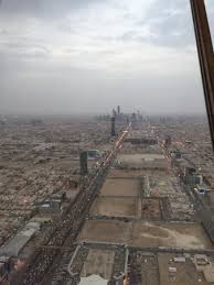 Tripadvisor جسر المشاهده في برج المملكة مكان جميل يستحق الزيارة اسعاره ٦٠ للكبار ٢٠ للصغار تحت ٣ سنوات م صورة برج مركز المملكة الرياض