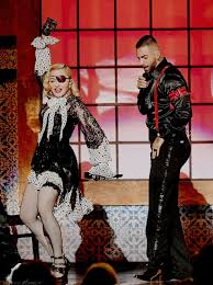 Madonna And Maluma Performing At The Billboard Music Awards 5 1 2019 Madonna Billboard Music Awards Madonna Billboard