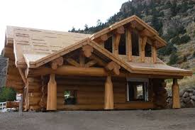 Spécialiste de la maison en rondin de bois contemporaine, maison bois'art est devenue une véritable référence dans ce secteur. Chalet En Fuste Chalet En Rondin Chalet En Bois Maison En Rondin Log Cabin Homes Diy Log Cabin Log Cabin Rustic