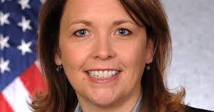 Dana Hyde's Instagram, Twitter & Facebook