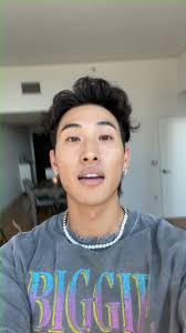 Jeffrey Chang's Instagram, Twitter & Facebook