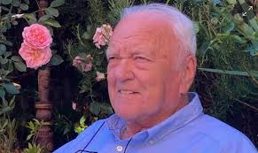 Neither Left nor Right: