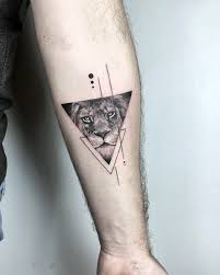 Top 51 Best Small Lion Tattoo Ideas 2021 Inspiration Guide Tattoos For Guys Tattoos For Women Small Geometric Tattoo