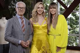 La bellissima chiara ferragni ha pensato bene di trascorrere qualche giorno di relax in liguria e precisamente nelle famose cinque terre. Making The Cut Judge Chiara Ferragni On Bringing Her Instagram Expertise To The Show